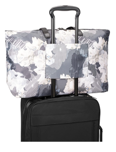 Just in case Tote Voyageur Camo Floral